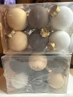 Holloway Matte Ornament Set in Cream, Brown, White